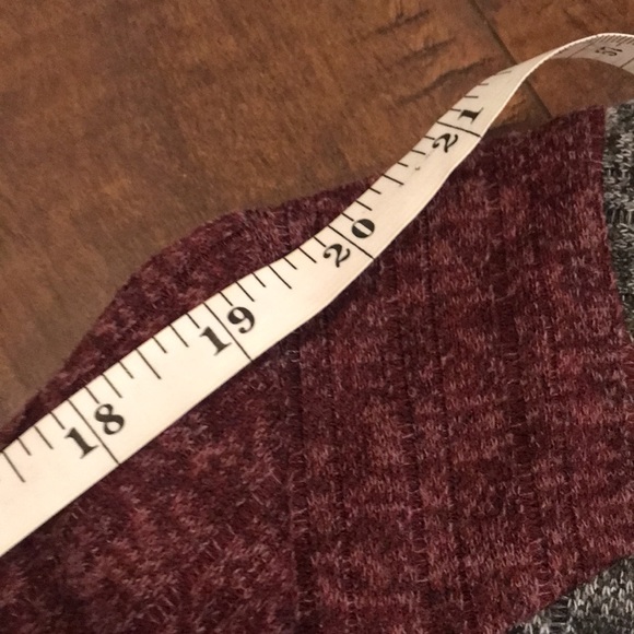 Studio Burgandy Gray Tunic Crewneck Long Sleeve Sweater Top - Picture 10 of 10